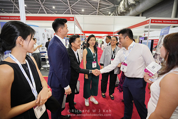 240925APWRK-AAIS-MRO APAC 2024-Sg Pavilion-A1R00722 (PEP-Thai coy networking)