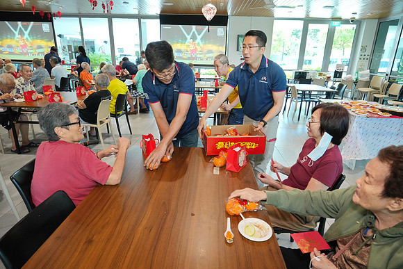 260226APWRK-AAIS-CNY CSR-St John's Home-R1_04068