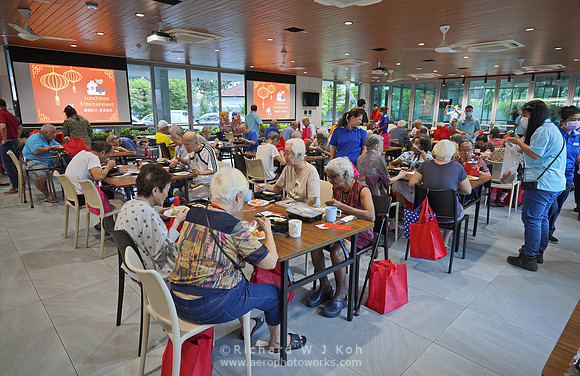 230130APWRK-AAIS-CNY St John's Home-529_A732851