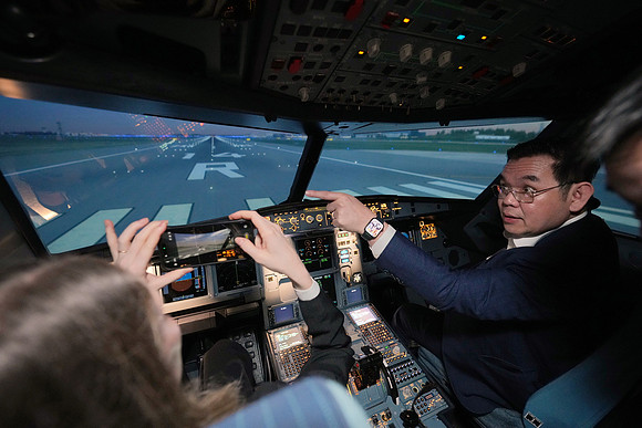260519APWRK-AAIS-HOST, Airbus ATC-R1_00579