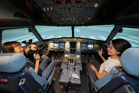 260519APWRK-AAIS-HOST, Airbus ATC-R1_00650