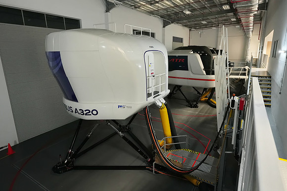 260519APWRK-AAIS-HOST, Airbus ATC-R1_00705