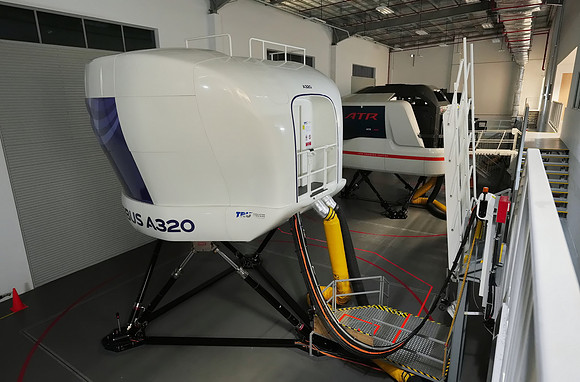 260519APWRK-AAIS-HOST, Airbus ATC-R1_00709