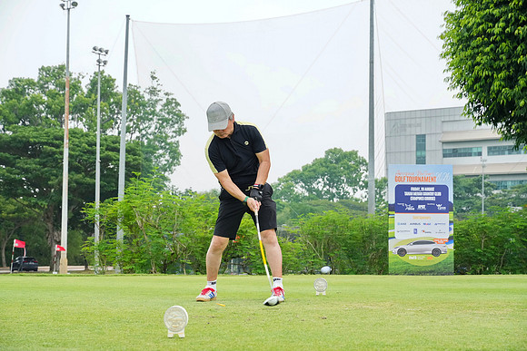 260828APWRK-AAIS-APGT 2026-1-golfing-0786-R1_08410