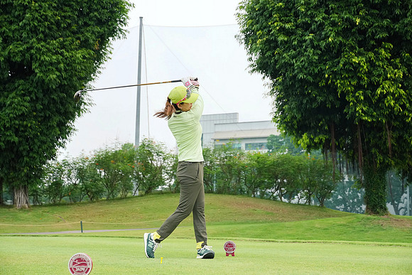 260828APWRK-AAIS-APGT 2026-1-golfing-0853-R1_08477