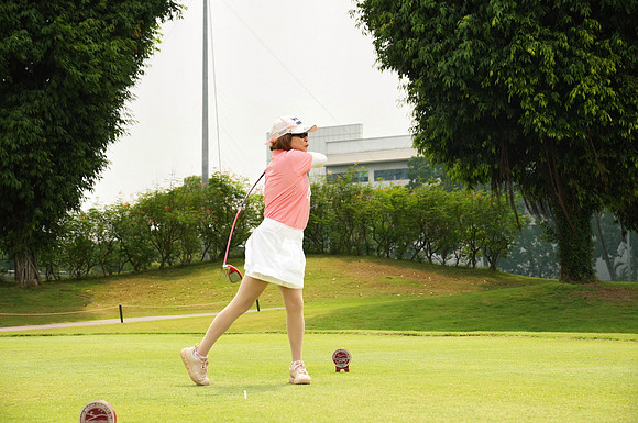 260828APWRK-AAIS-APGT 2026-1-golfing-1220-R1_08844