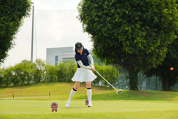 260828APWRK-AAIS-APGT 2026-1-golfing-1769-R1_09393