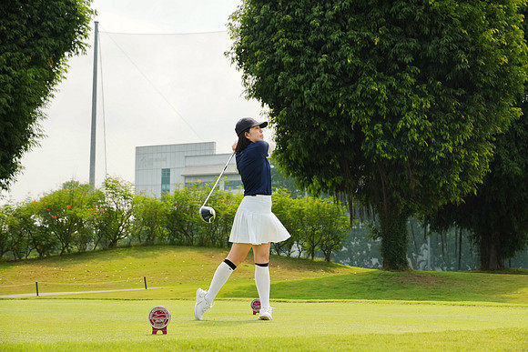 260828APWRK-AAIS-APGT 2026-1-golfing-1790-R1_09414