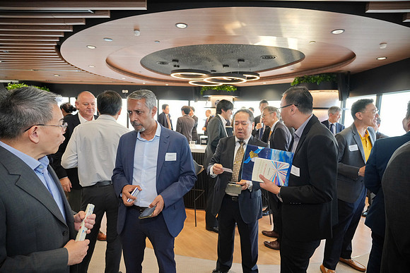 260903APWRK-AAIS-Japan Sg networking at EDB-R1_03631