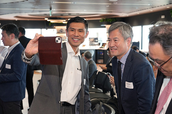 260903APWRK-AAIS-Japan Sg networking at EDB-R1_02985