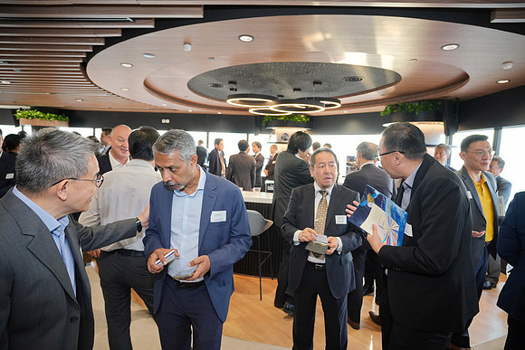 260903APWRK-AAIS-Japan Sg networking at EDB-R1_03636