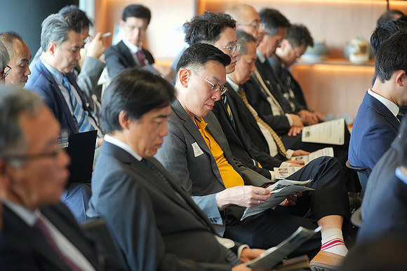 260903APWRK-AAIS-Japan Sg networking at EDB-R1_03359