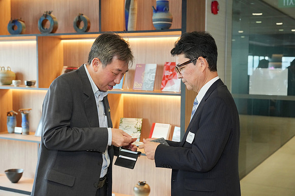 260903APWRK-AAIS-Japan Sg networking at EDB-R1_02976