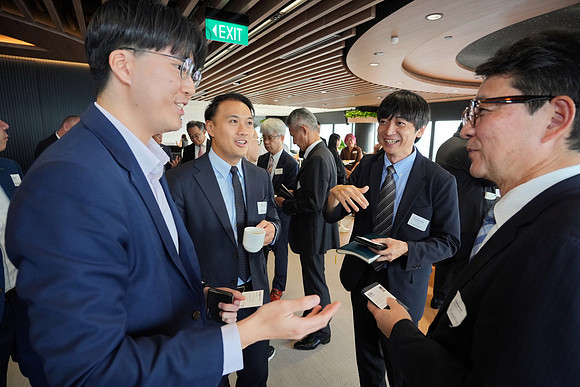 260903APWRK-AAIS-Japan Sg networking at EDB-R1_03530