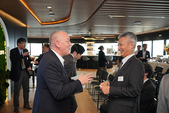 260903APWRK-AAIS-Japan Sg networking at EDB-R1_02966