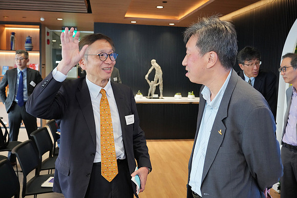 260903APWRK-AAIS-Japan Sg networking at EDB-R1_03453