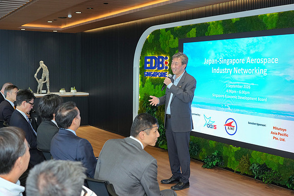 260903APWRK-AAIS-Japan Sg networking at EDB-R1_03037