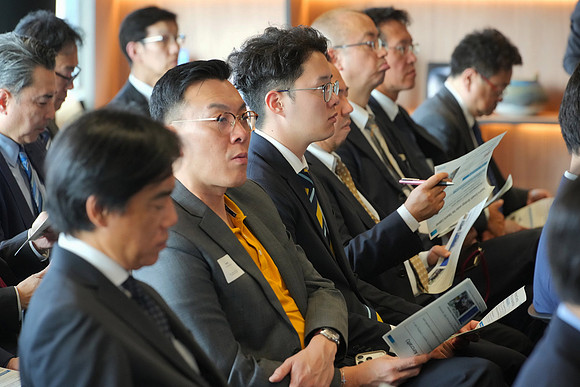 260903APWRK-AAIS-Japan Sg networking at EDB-R1_03340