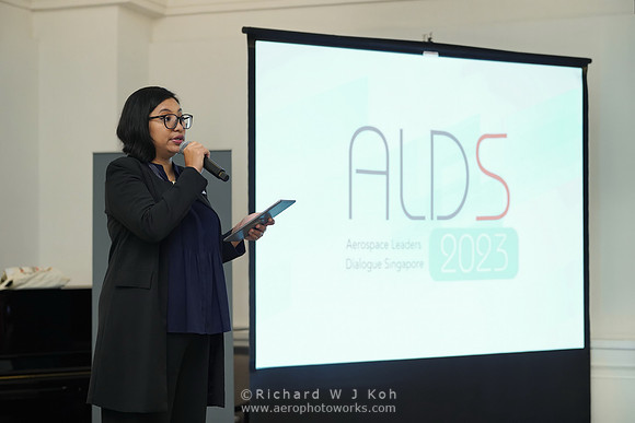 230721APWRK-AAIS-Aero Leadership Dialogue-0105-7R304429
