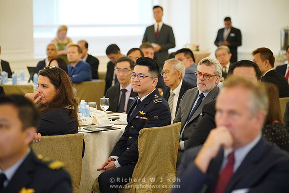 230721APWRK-AAIS-Aero Leadership Dialogue-0285-7R304550
