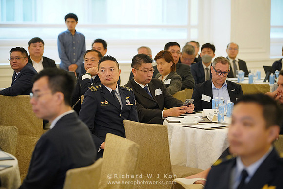 230721APWRK-AAIS-Aero Leadership Dialogue-0291-7R304553