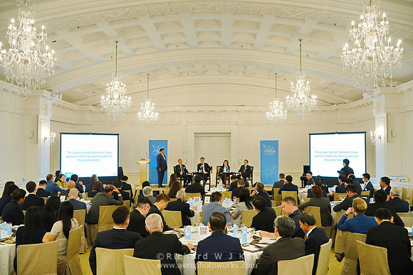 230721APWRK-AAIS-Aero Leadership Dialogue-0996-7R304971