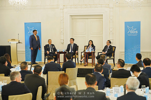 230721APWRK-AAIS-Aero Leadership Dialogue-1011-7R304986
