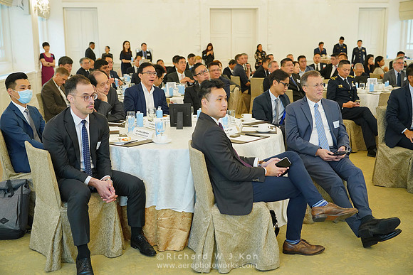 230721APWRK-AAIS-Aero Leadership Dialogue-1040-7R305015