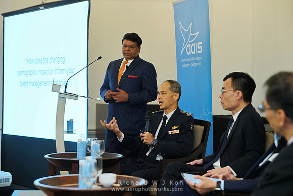 230721APWRK-AAIS-Aero Leadership Dialogue-1052-7R305027