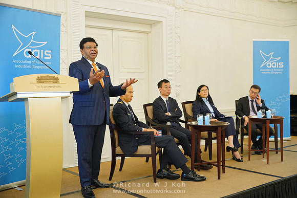 230721APWRK-AAIS-Aero Leadership Dialogue-1100-7R305075