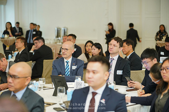 230721APWRK-AAIS-Aero Leadership Dialogue-1112-7R305087