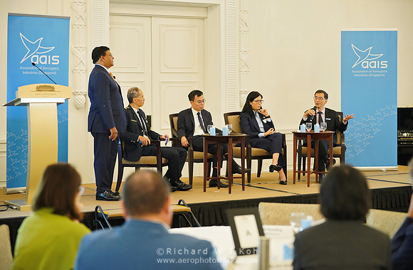 230721APWRK-AAIS-Aero Leadership Dialogue-1218-7R305140