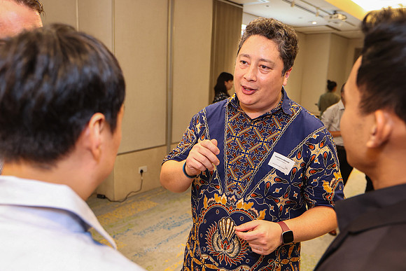 250213APWZX-AAIS-CNY HOST, Mercure-127