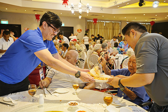 190130APWRK-AAIS-Aero Community Day, CNY lunch w elderly_RS31487