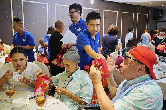190130APWRK-AAIS-Aero Community Day, CNY lunch w elderly_RS31631