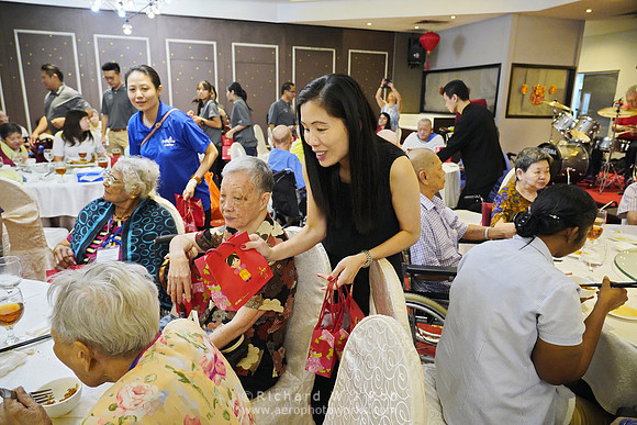 190130APWRK-AAIS-Aero Community Day, CNY lunch w elderly_RS31642