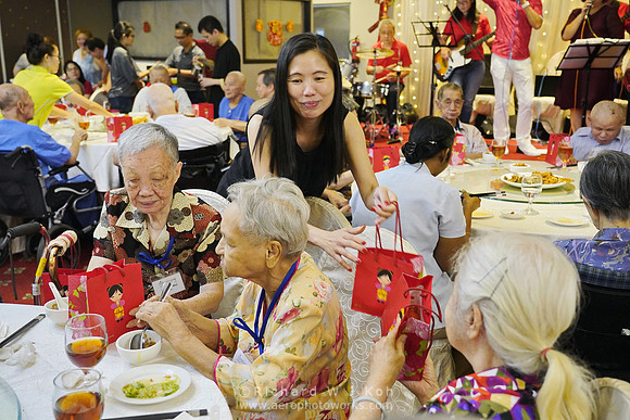 190130APWRK-AAIS-Aero Community Day, CNY lunch w elderly_RS31646