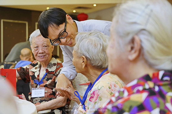 190130APWRK-AAIS-Aero Community Day, CNY lunch w elderly_RS31741