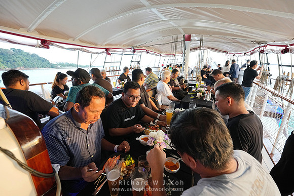 231129APWRK-Fokker-year end party, Royal Albatross-219-A1R05017