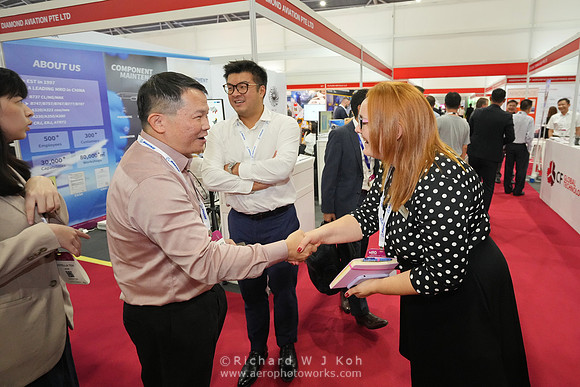 240925APWRK-AAIS-MRO APAC 2024-Sg Pavilion-A1R00758 (PEP-Thai coy networking)