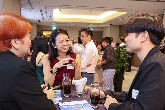250213APWZX-AAIS-CNY HOST, Mercure-53