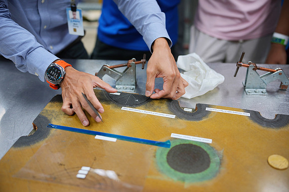 250515APWRK-AAIS-Aerospace Day-Boeing student visit-A1R00897