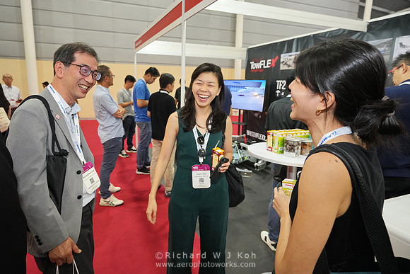 240925APWRK-AAIS-MRO APAC 2024-Sg Pavilion-A1R00755 (PEP-Thai coy networking)