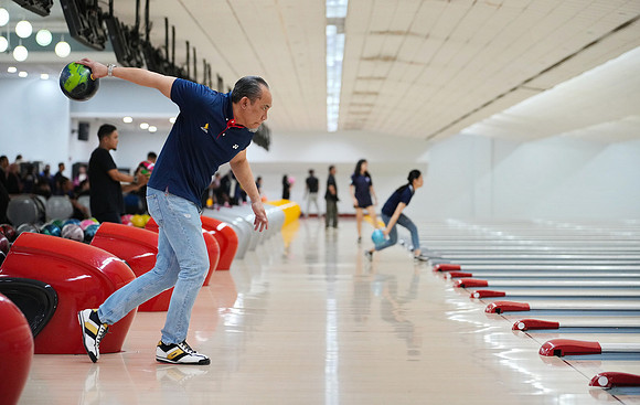 240511APWRK-AAIS-bowling tournament 2024-A1R07770